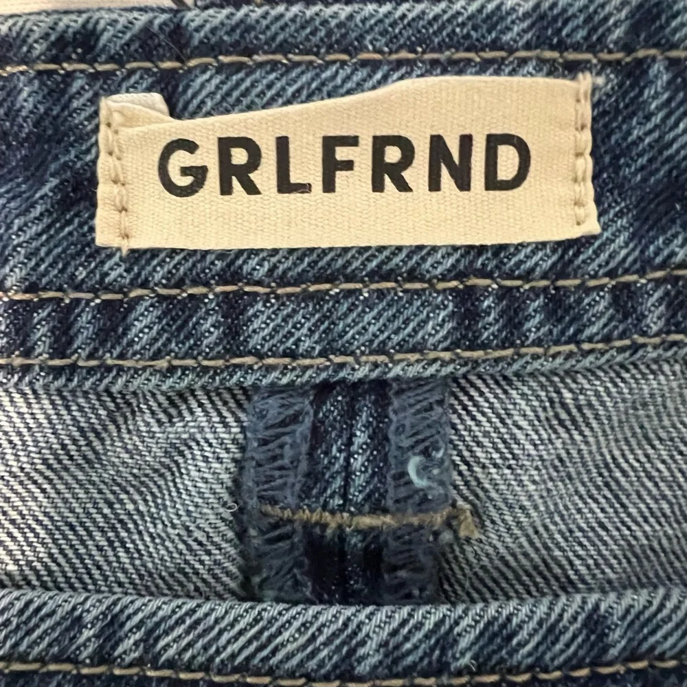 GRLFRND Blue Denim Pleated Low Rise Mini Skirt with Side Zipper Size 31 - Picture 7 of 10